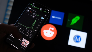 Bots Reportedly Helped Fuel GameStonks Hype on Facebook, Twitter, and Other Platforms
